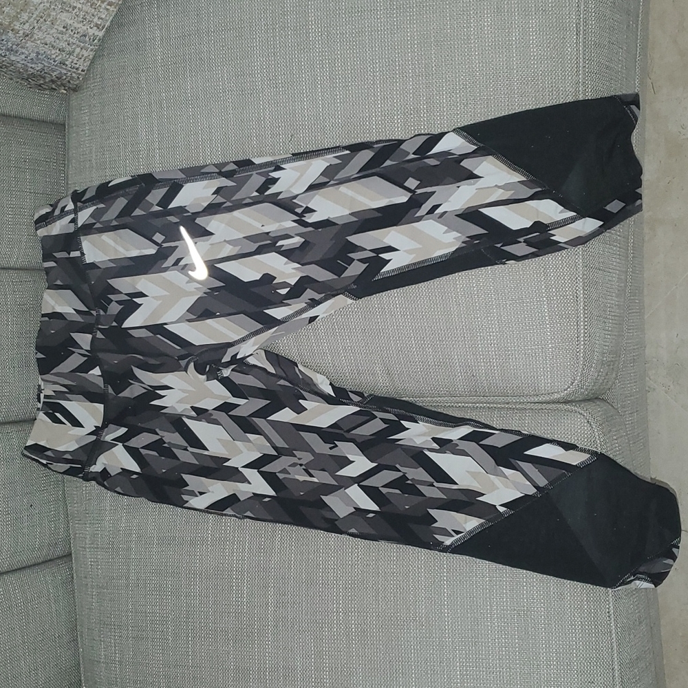 Nike Black and Gray Patterned Leggings, XS